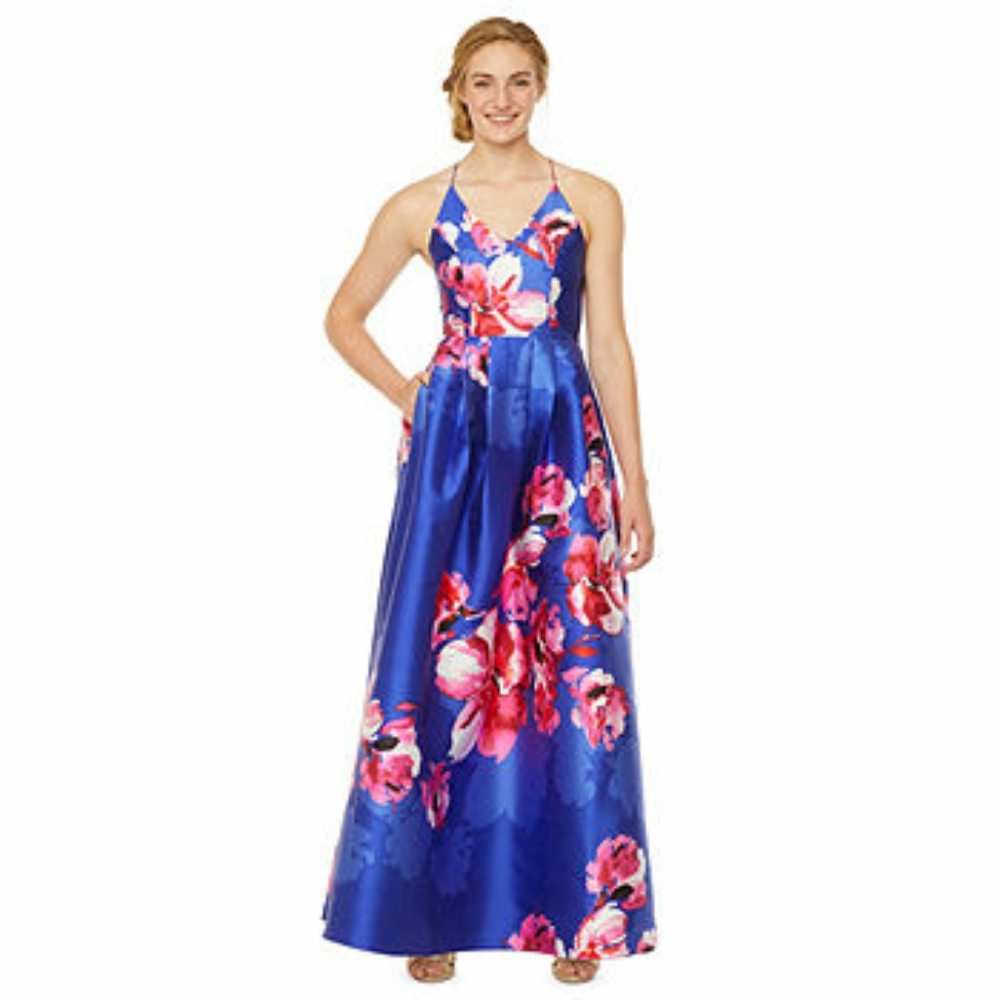 [by&by] Sleeveless Ball Gown